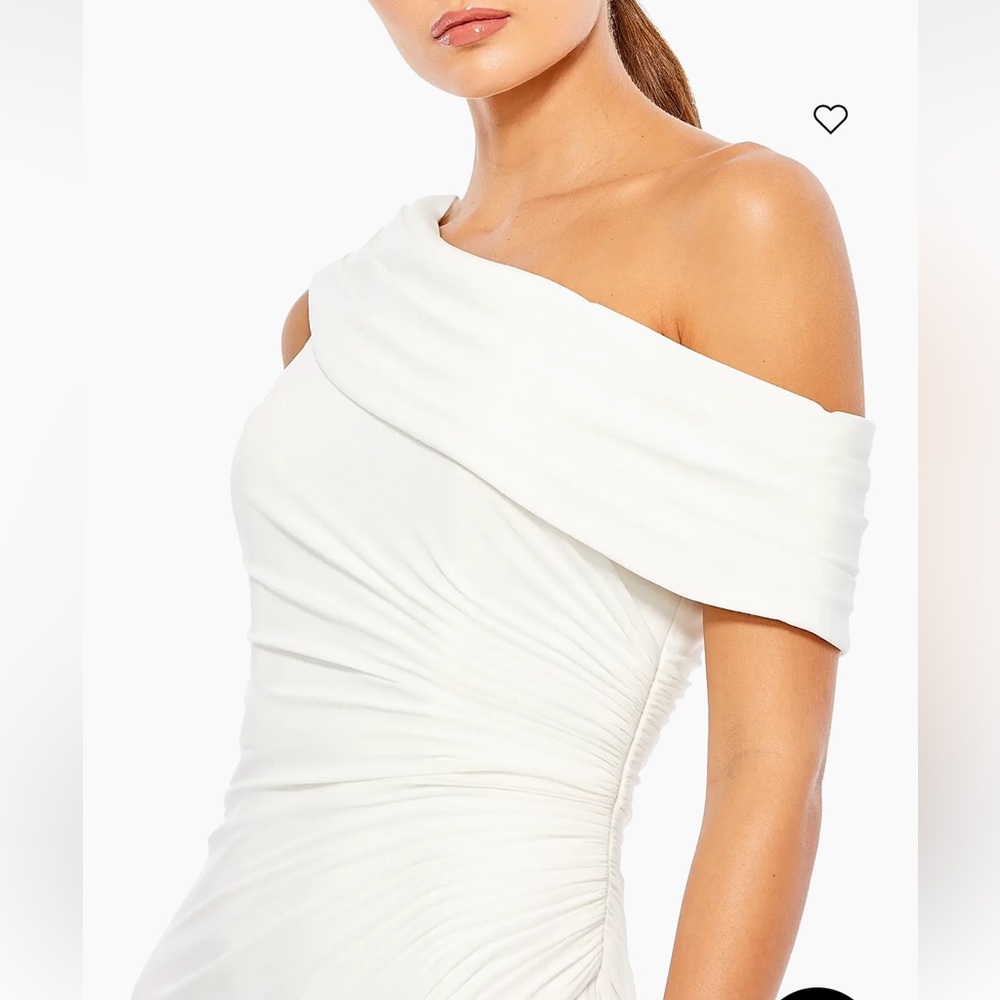 Mac Duggal White One-Shoulder Ruched Gown with Thigh Slit - Picture 3 of 9